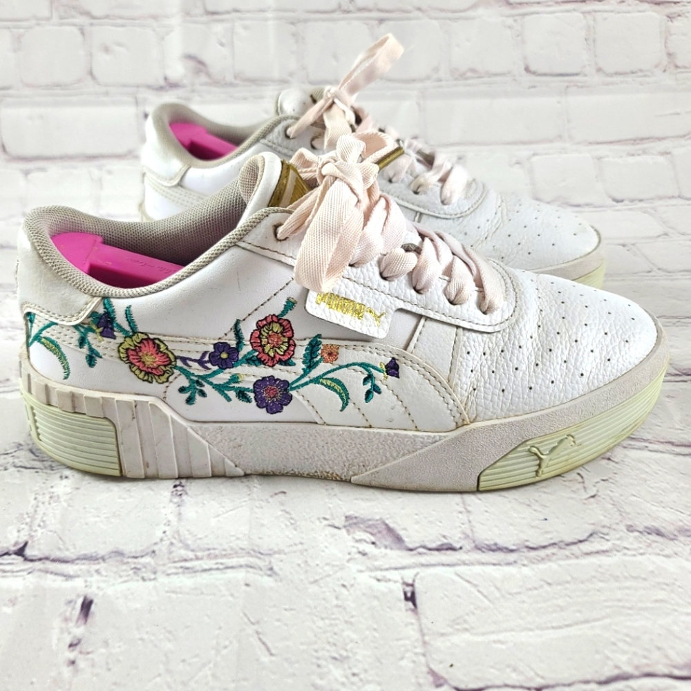 Puma Women's 8 White Cali Floral Embroidered Sneakers Shoes